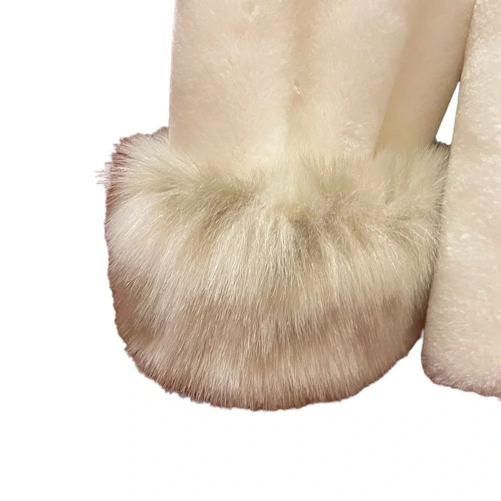Terry Lewis Luxury Designs‎ Faux Fur Coat